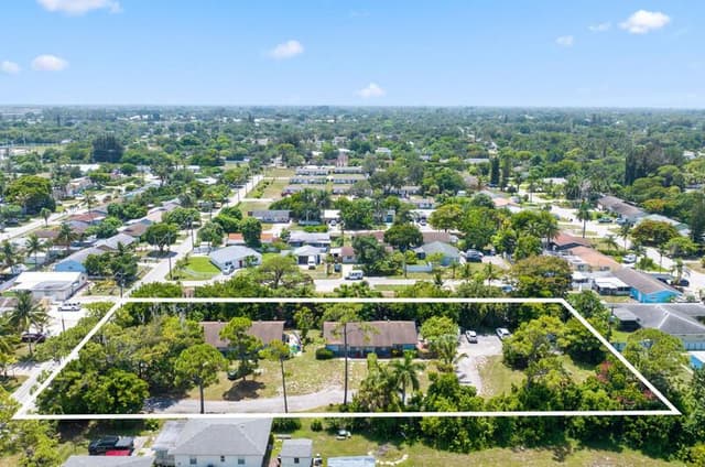 4309 GULFSTREAM Road, Lake Worth FL 33461 - Lake Worth, FL - Photo 2