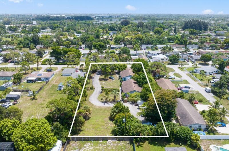 4309 GULFSTREAM Road, Lake Worth FL 33461 - Lake Worth, FL - Photo 1