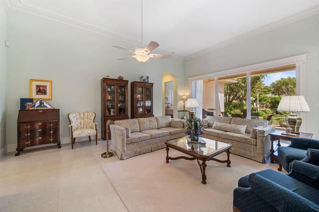 9139 Bay Harbour Circle, West Palm Beach FL 33411 - West Palm Beach, FL - Photo 5