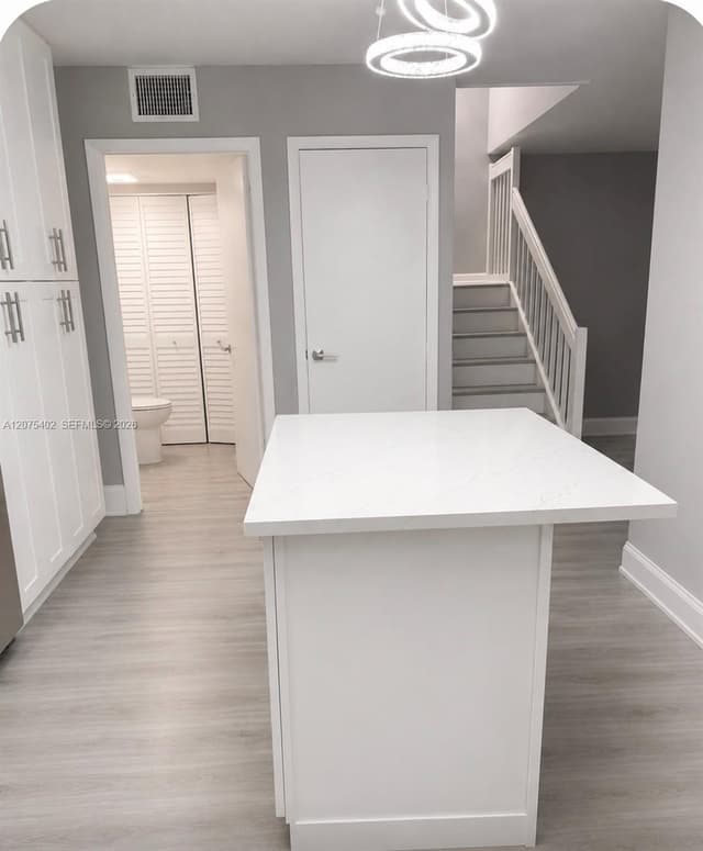 8212 S Coral Cir, North Lauderdale FL 33068 - North Lauderdale, FL - Photo 2