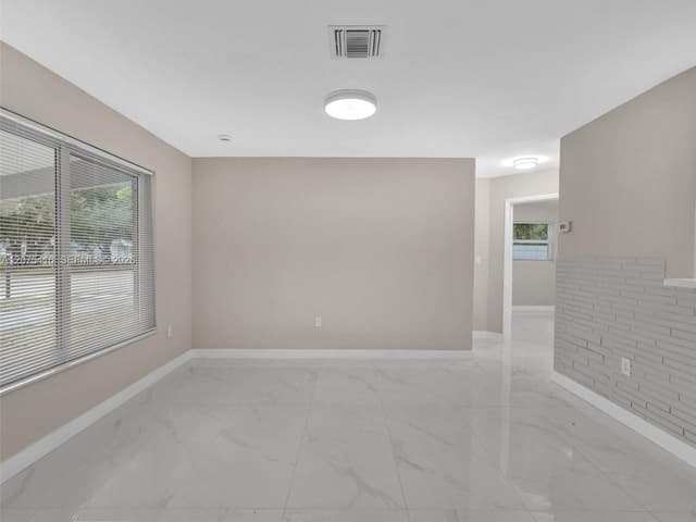 6800 Raleigh St, Hollywood FL 33024 - Hollywood, FL - Photo 7
