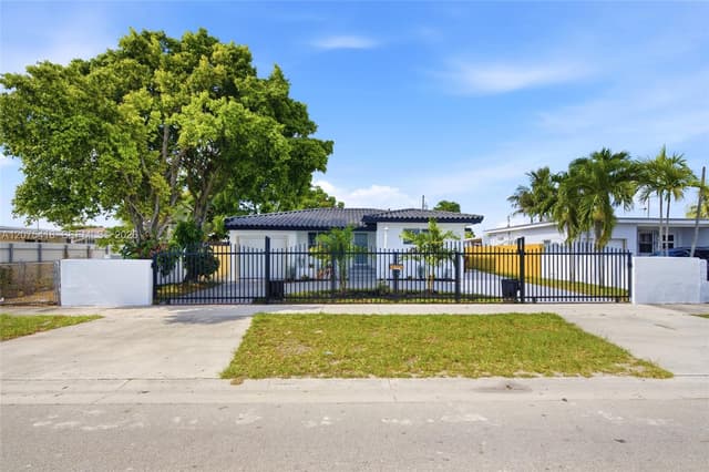 275 W 13 St, Hialeah FL 33010 - Hialeah, FL - Photo 6