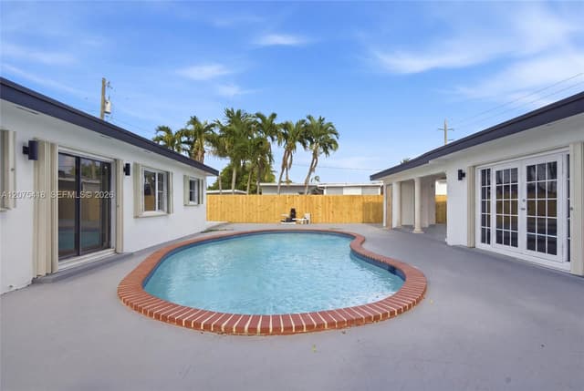 275 W 13 St, Hialeah FL 33010 - Hialeah, FL - Photo 3