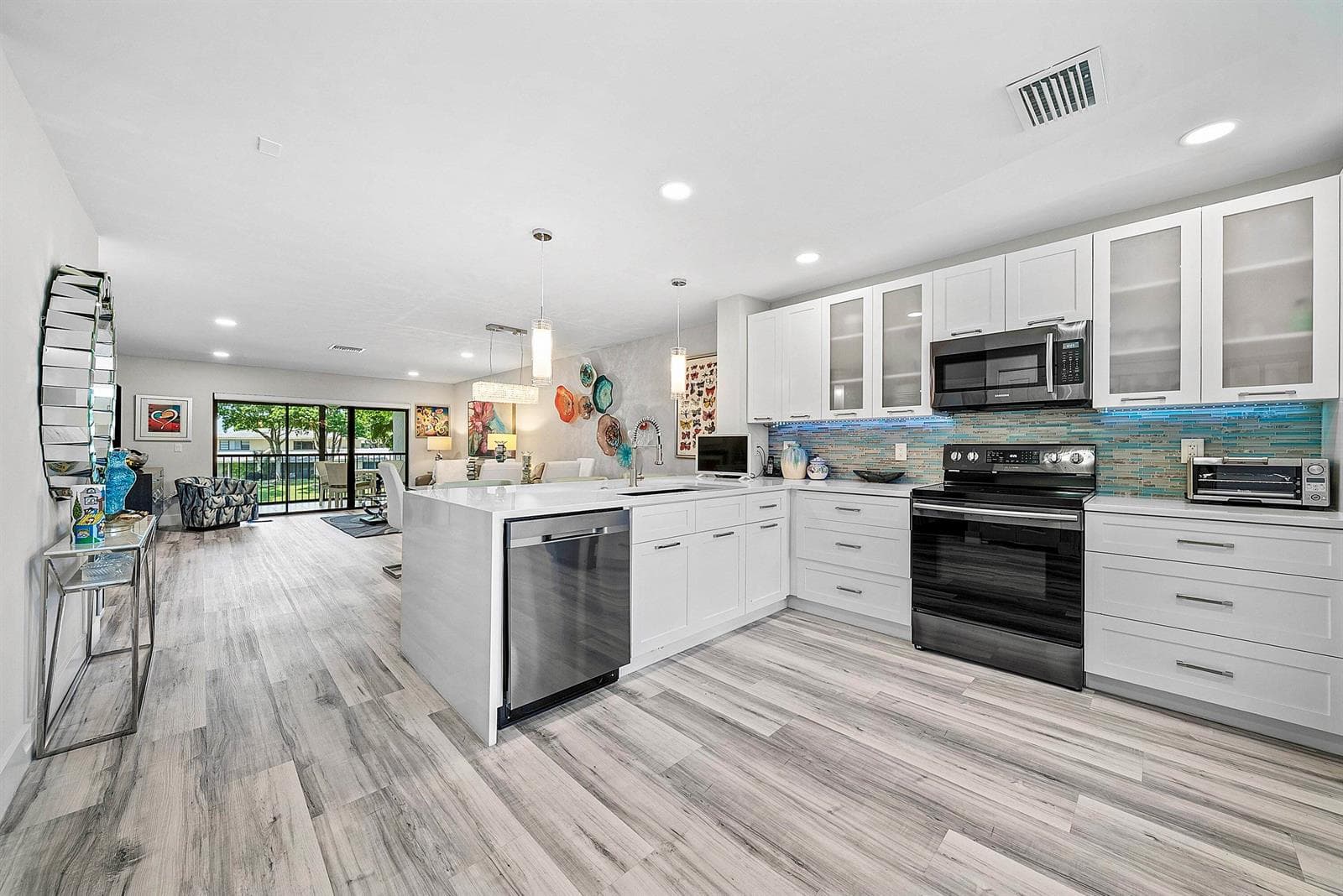 42 STRATFORD Lane W # D, Boynton Beach FL 33436 - Boynton Beach, FL - Photo 1