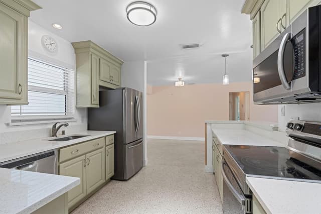 1451 SE 5TH Street, Deerfield Beach FL 33441 - Deerfield Beach, FL - Photo 7