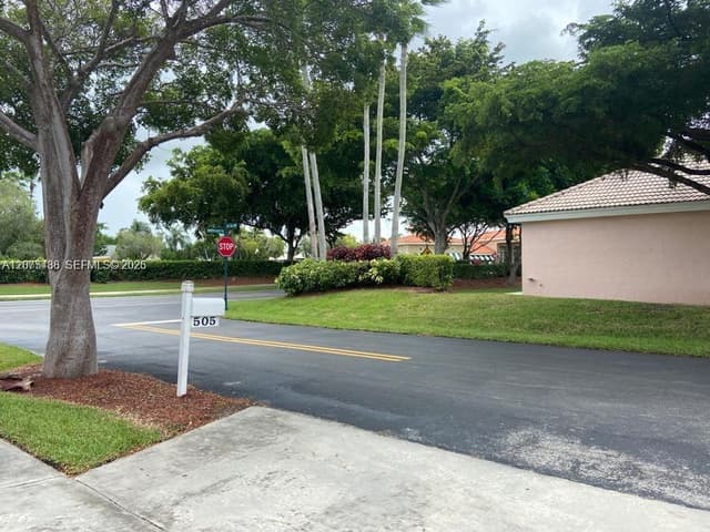 505 SE 26th Dr, Homestead FL 33033 - Homestead, FL - Photo 4