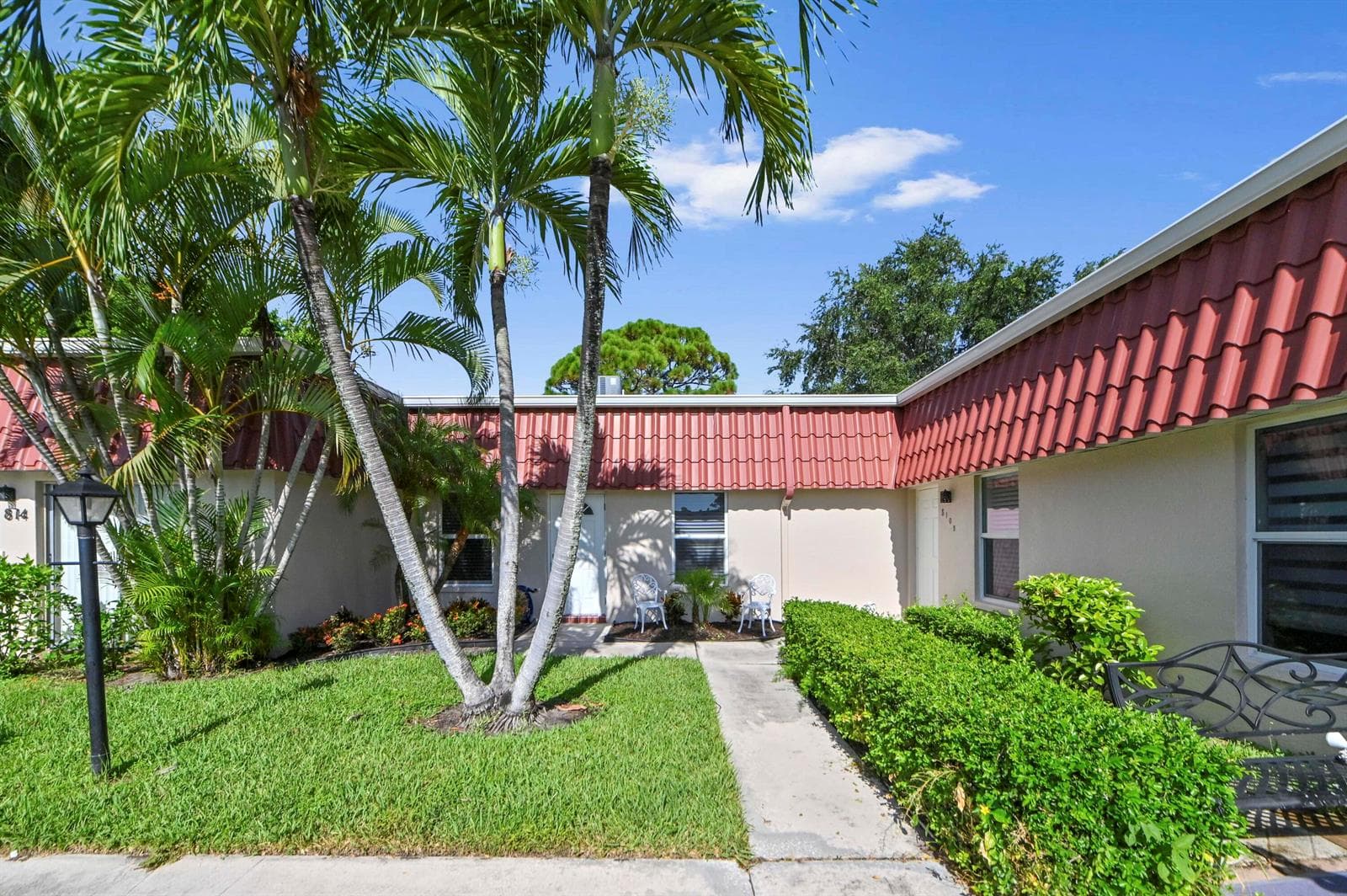 812 Salem Lane, Lake Worth FL 33467 - Lake Worth, FL - Photo 1