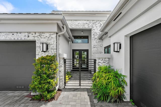 11326 Apricot Valley Drive, Boynton Beach FL 33473 - Boynton Beach, FL - Photo 4