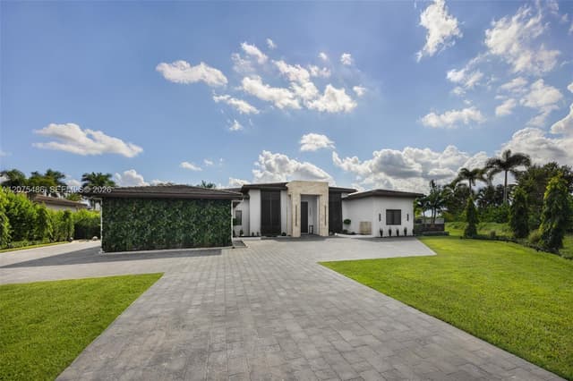 14940 SW 16th Ct, Davie FL 33326 - Davie, FL - Photo 2