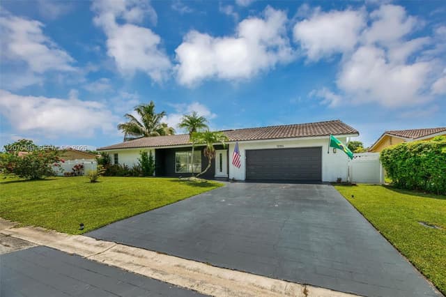 12064 NW 24th St, Coral Springs FL 33065 - Coral Springs, FL - Photo 3