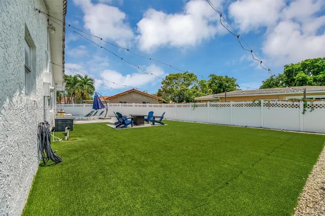 12064 NW 24th St, Coral Springs FL 33065 - Coral Springs, FL - Photo 5