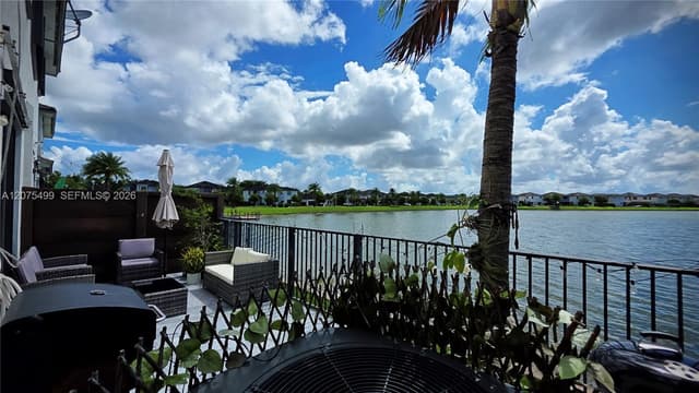 16017 NW 91st Ct, Miami Lakes FL 33018 - Miami Lakes, FL - Photo 5