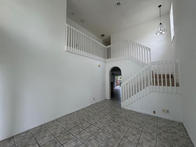 4172 Pine Hollow Circle, FL 33463 - Photo 4