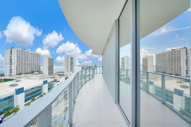 1400 Biscayne Blvd # 1706, Miami FL 33132 - Miami, FL - Photo 2