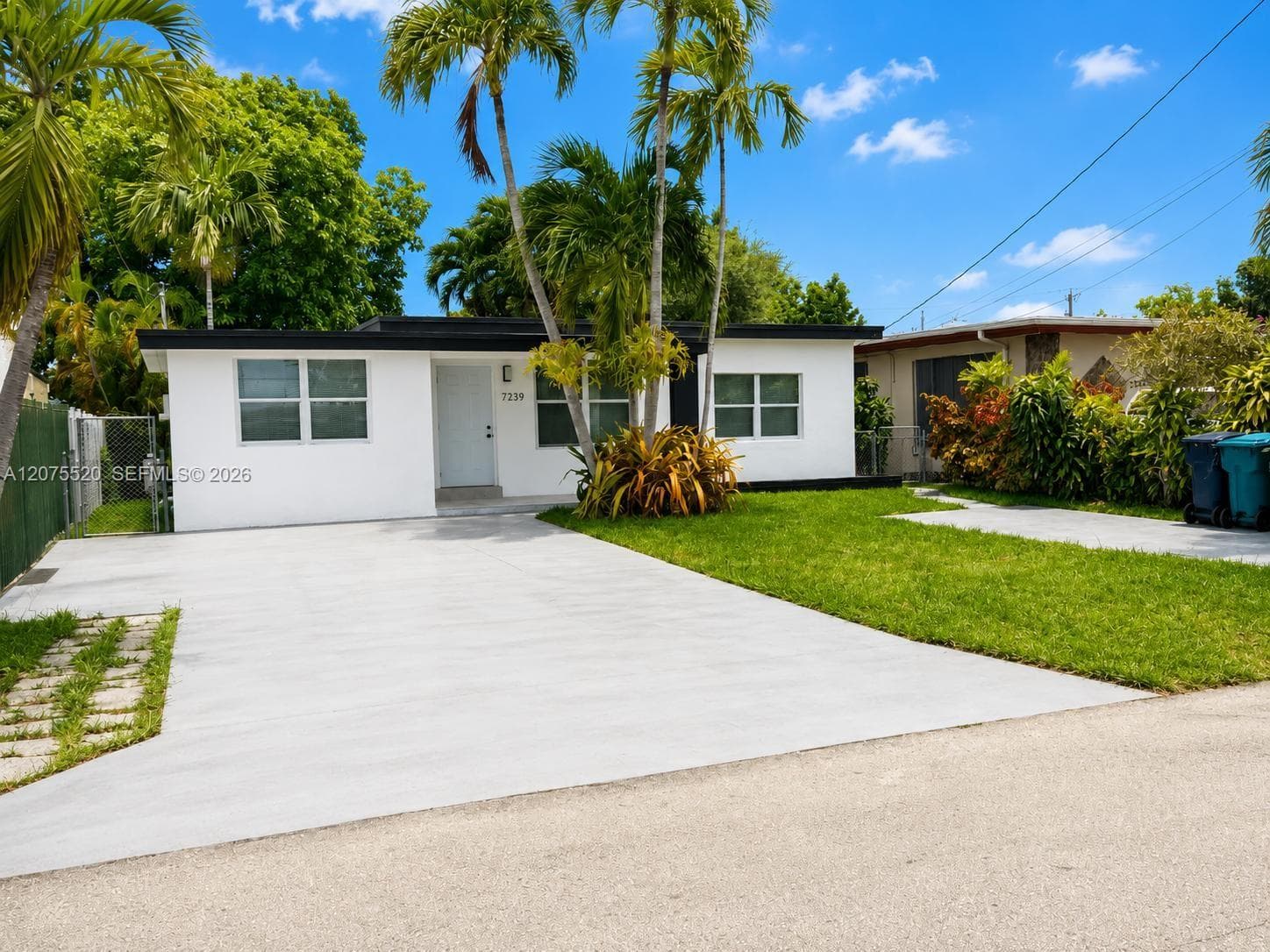 7239 NW Third St, Miami FL 33126 - Miami, FL - Photo 1