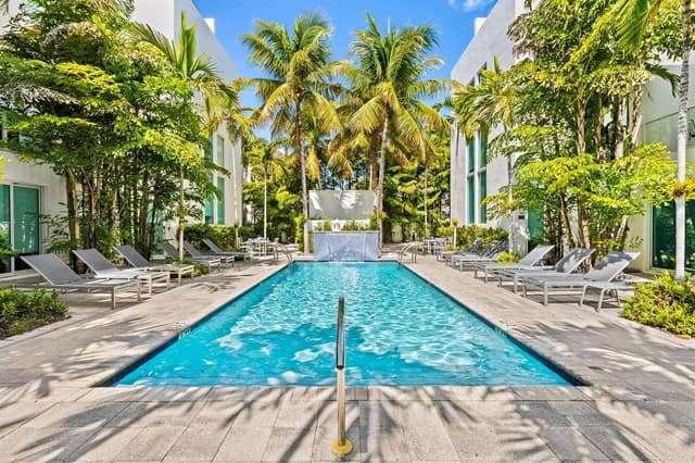757 NE 4TH Avenue, Fort Lauderdale FL 33304 - Fort Lauderdale, FL - Photo 2