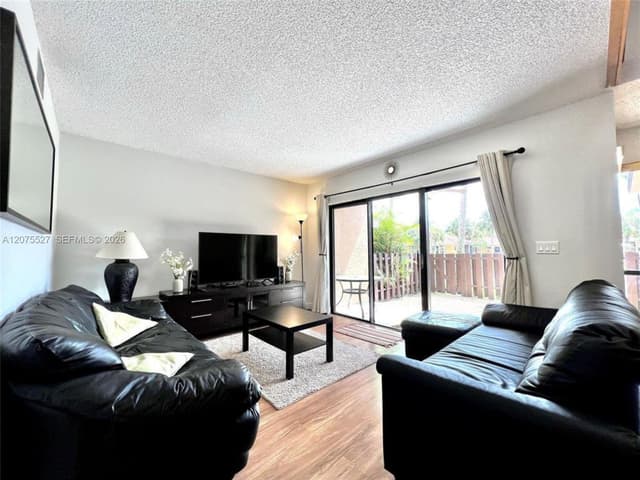 7750 NW 79th Ave # H5, Tamarac FL 33321 - Tamarac, FL - Photo 6