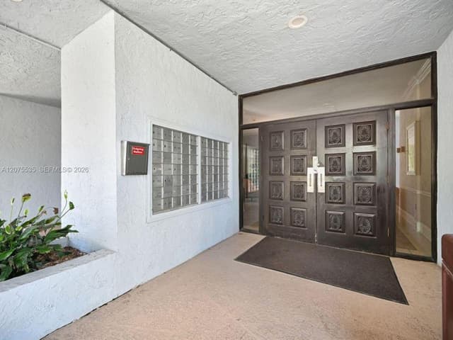 500 Executive Center Dr # 3I, West Palm Beach FL 33401 - West Palm Beach, FL - Photo 4