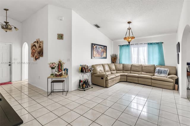 18230 SW 143rd Ct, Miami FL 33177 - Miami, FL - Photo 4