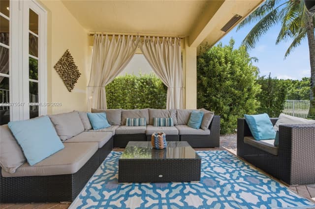 861 Crestview Cir, Weston FL 33327 - Weston, FL - Photo 4