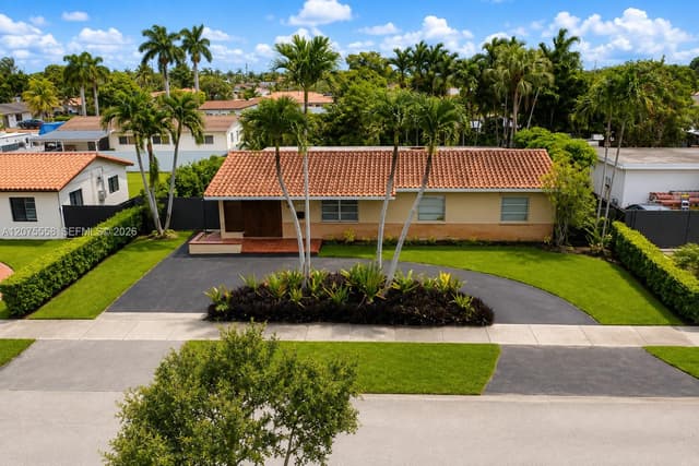 3115 Village Green Dr, Miami FL 33175 - Miami, FL - Photo 2