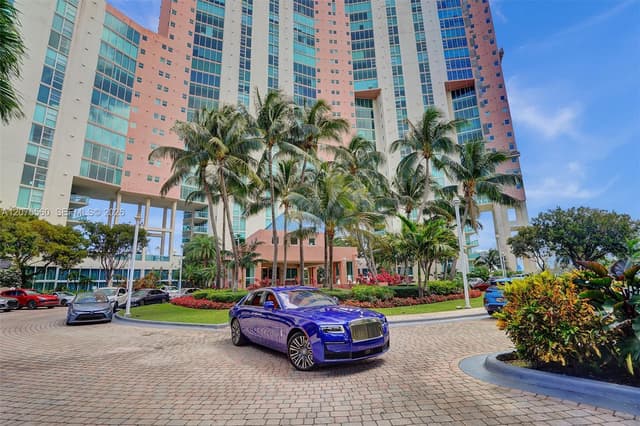 3370 Hidden Bay Dr # 815, Aventura FL 33180 - Aventura, FL - Photo 2