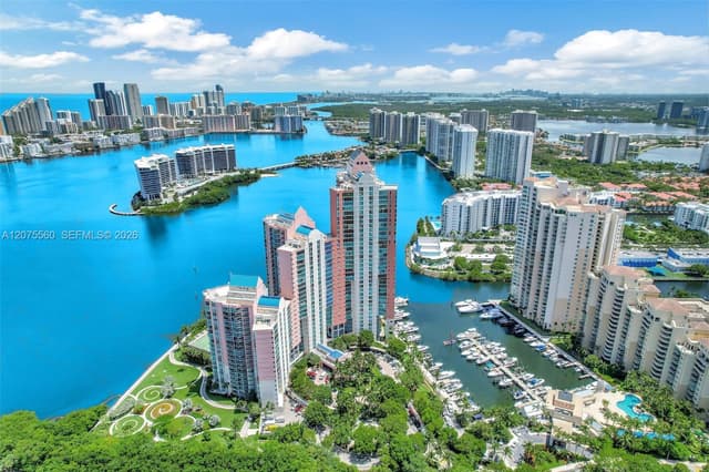 3370 Hidden Bay Dr # 815, Aventura FL 33180 - Aventura, FL - Photo 3