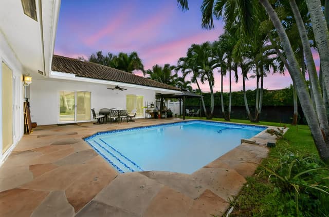 7123 NW 42nd Court, Coral Springs FL 33065 - Coral Springs, FL - Photo 3