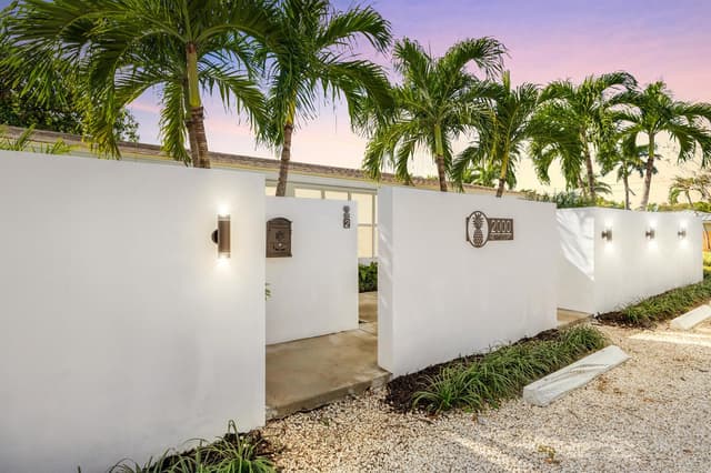 2000 NE 17TH Court # 2, Fort Lauderdale FL 33305 - Fort Lauderdale, FL - Photo 3