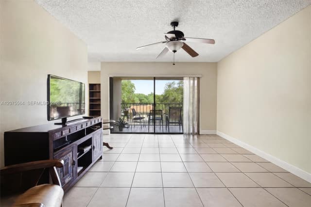 6305 Gage Pl # A, Miami Lakes FL 33014 - Miami Lakes, FL - Photo 6