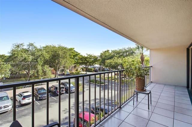 6305 Gage Pl # A, Miami Lakes FL 33014 - Miami Lakes, FL - Photo 7
