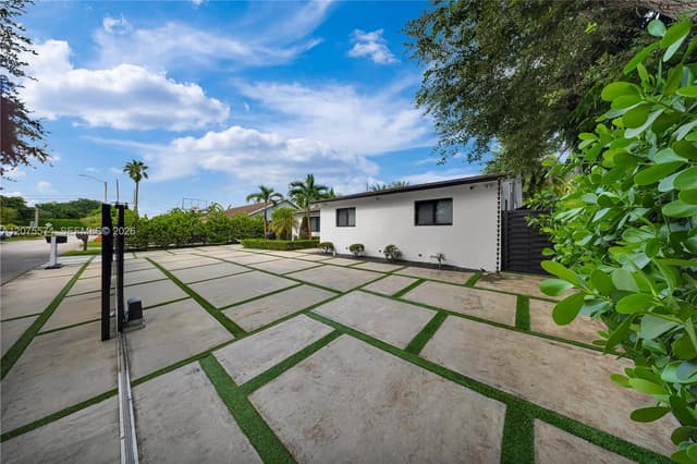 1721 SW 96th Ave, Miramar FL 33025 - Miramar, FL - Photo 6