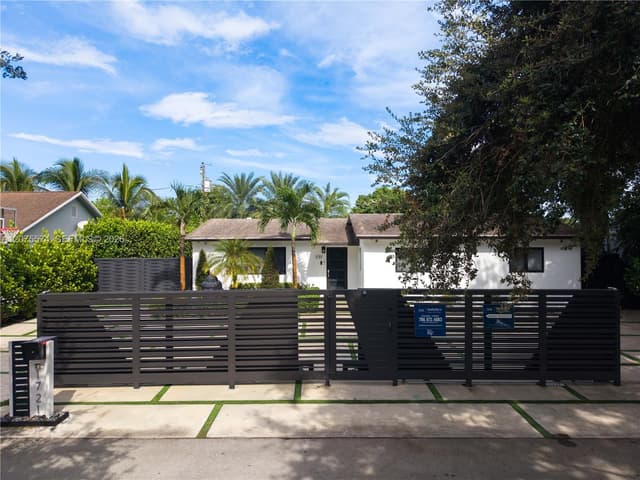 1721 SW 96th Ave, Miramar FL 33025 - Miramar, FL - Photo 3