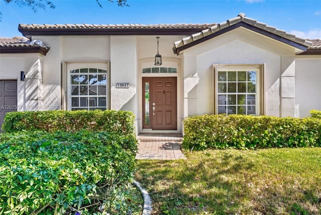 10641 SW 20th Ct, Miramar FL 33025 - Miramar, FL - Photo 3