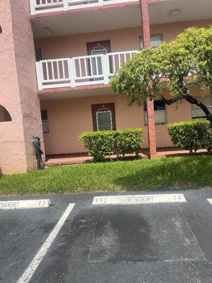 9400 Sunrise Lakes Blvd # 105, Sunrise FL 33322 - Sunrise, FL - Photo 1