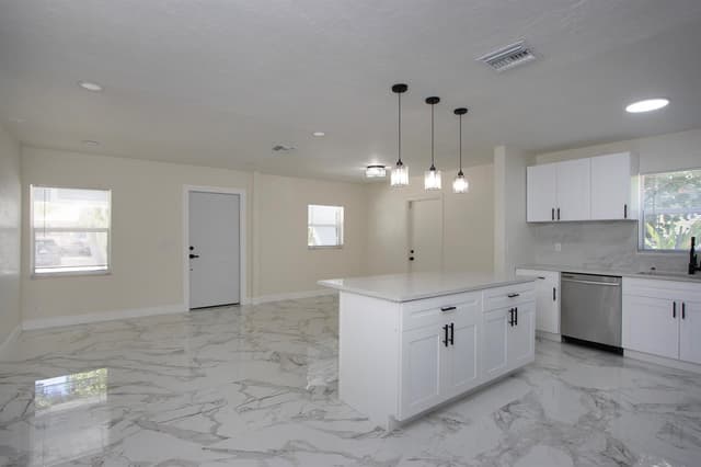 1830 NE 2ND Lane NE, Boynton Beach FL 33435 - Boynton Beach, FL - Photo 3