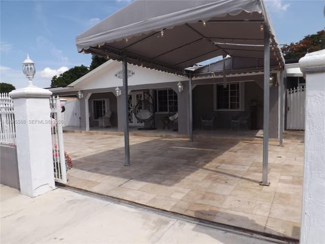 217 W 34th St, Hialeah FL 33012 - Hialeah, FL - Photo 3