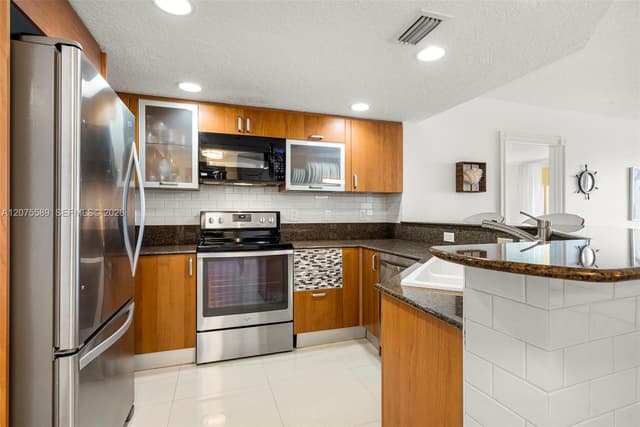 201 Golden Isles Dr # 505, Hallandale Beach FL 33009 - Hallandale Beach, FL - Photo 6