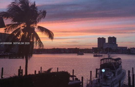 200 Golden Isles Dr # 401, Hallandale Beach FL 33009 - Hallandale Beach, FL - Photo 5