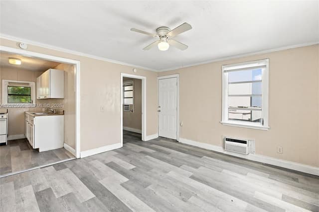 611 N Broadway, Lantana FL 33462 - Lantana, FL - Photo 6
