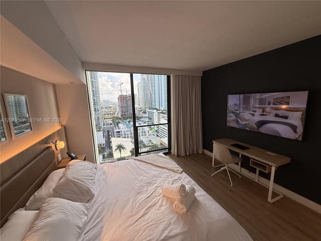 159 NE 6th St # 1920, Miami FL 33132 - Miami, FL - Photo 3