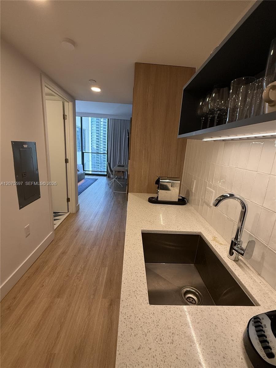 159 NE 6th St # 1920, Miami FL 33132 - Miami, FL - Photo 1