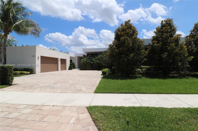16600 Sunset Way, Weston FL 33326 - Weston, FL - Photo 2