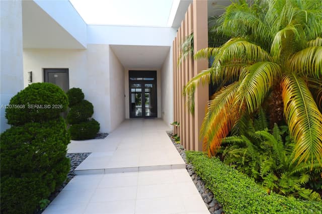 16600 Sunset Way, Weston FL 33326 - Weston, FL - Photo 6