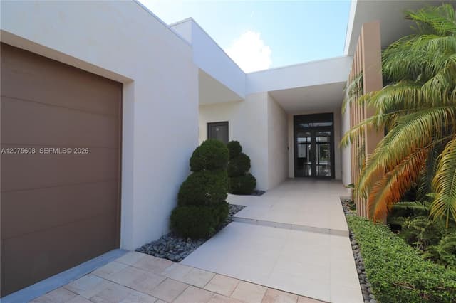 16600 Sunset Way, Weston FL 33326 - Weston, FL - Photo 3