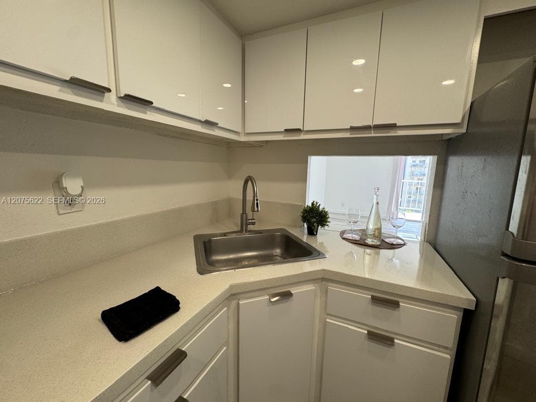 4550 NW 9th St # 709E, Miami FL 33126 - Miami, FL - Photo 1
