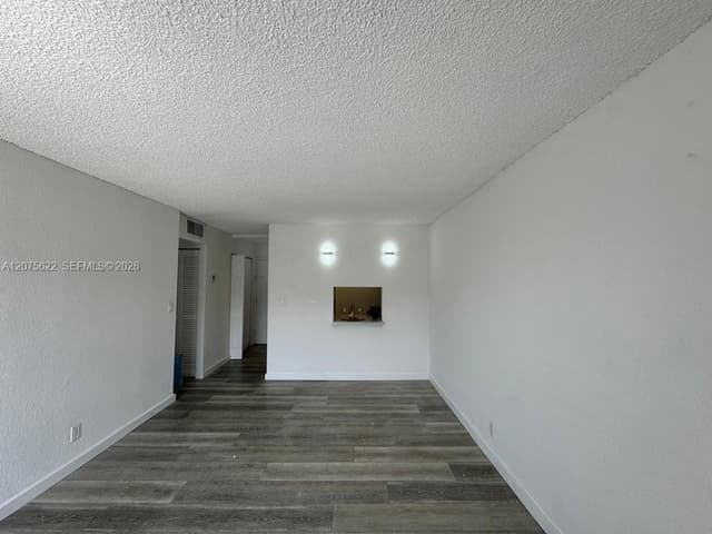 4550 NW 9th St # 709E, Miami FL 33126 - Miami, FL - Photo 5