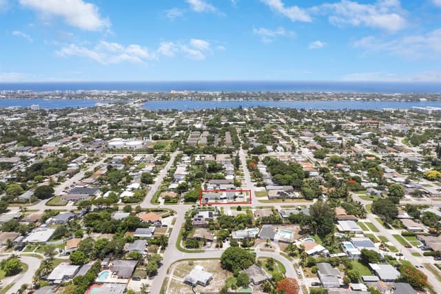 516 S Arnold Avenue, Lantana FL 33462 - Lantana, FL - Photo 4