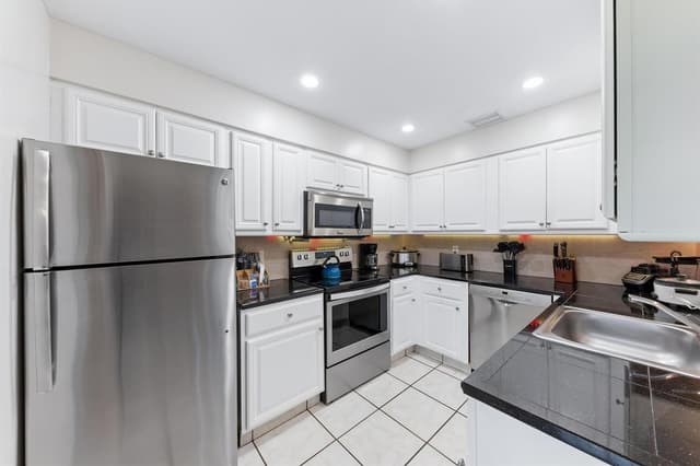 1230 BLOCK ISLAND Road # 1, Wellington FL 33414 - Wellington, FL - Photo 7