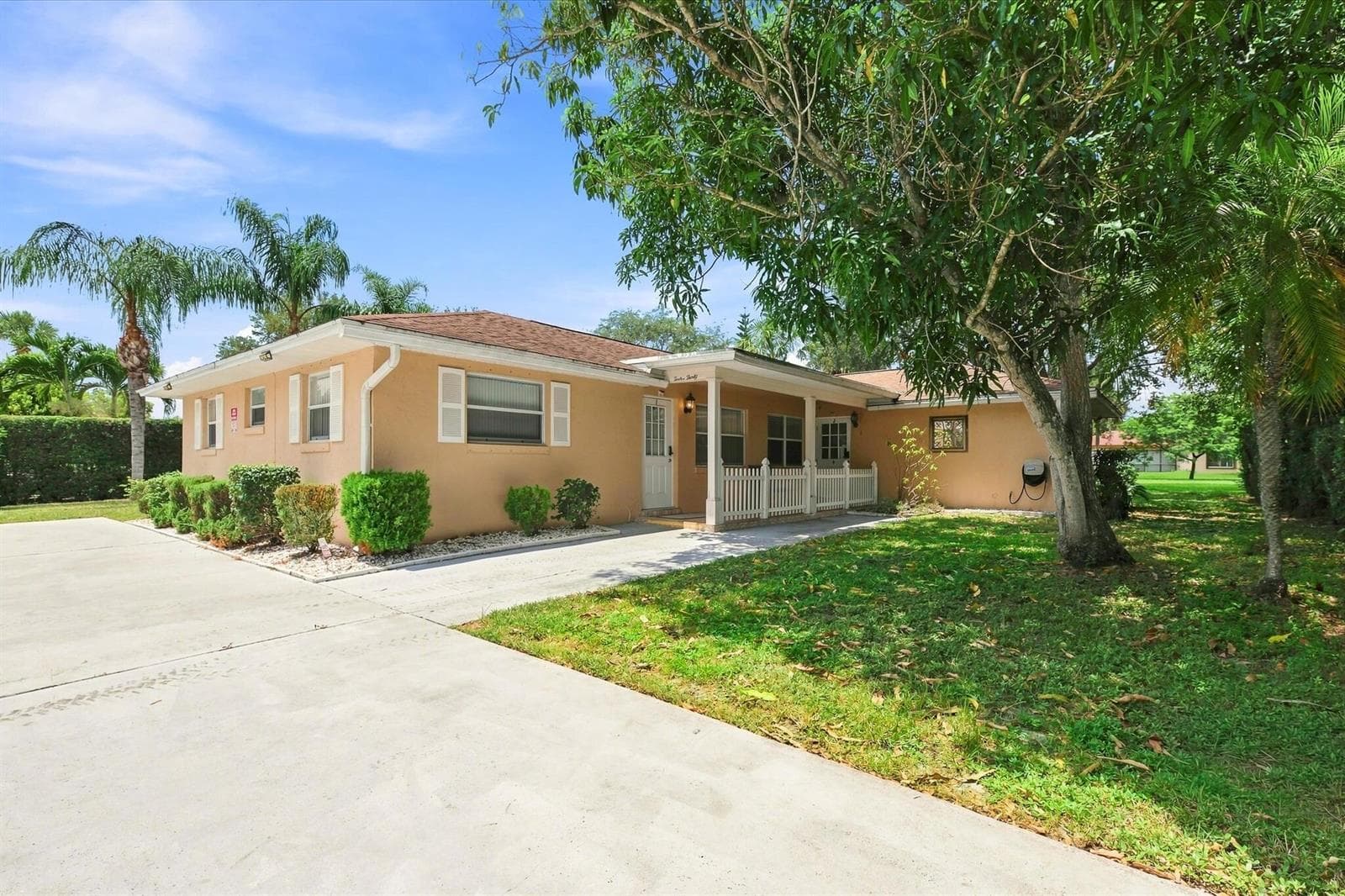 1230 BLOCK ISLAND Road # 1, Wellington FL 33414